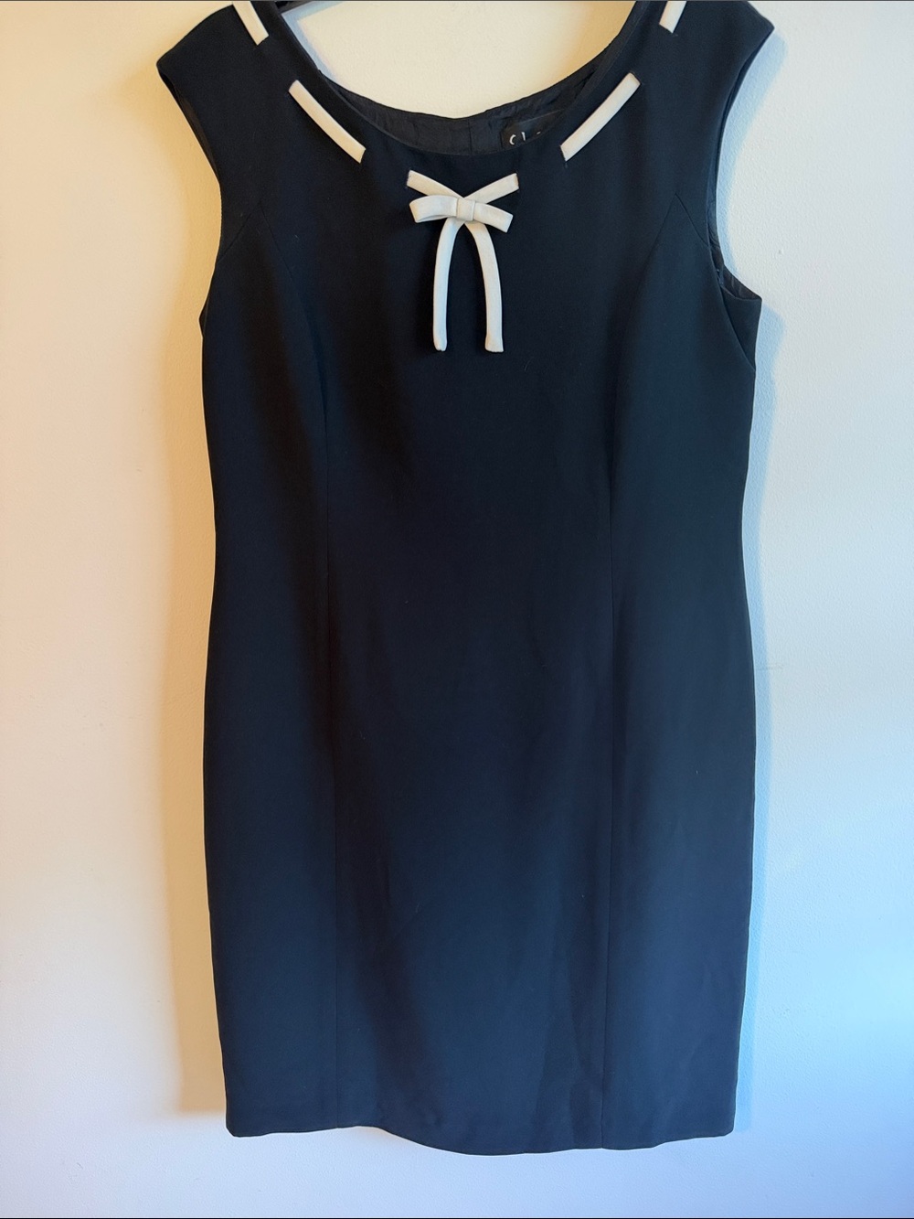 Vintage | Cocktail midi dress with bow collar